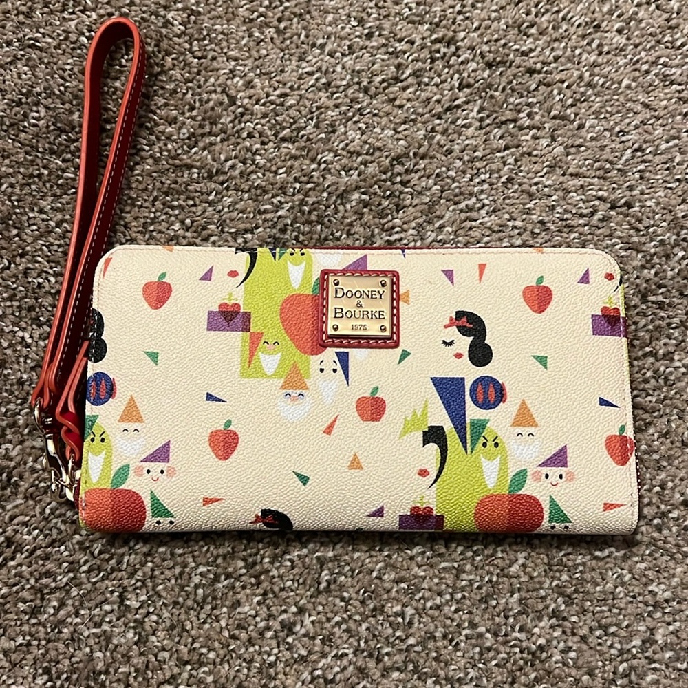 Dooney & Bourke wristlet/ wallet.